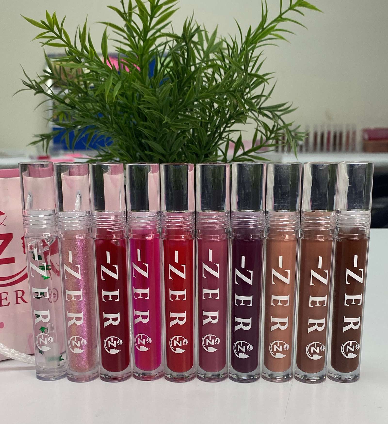 -zero lipglosses