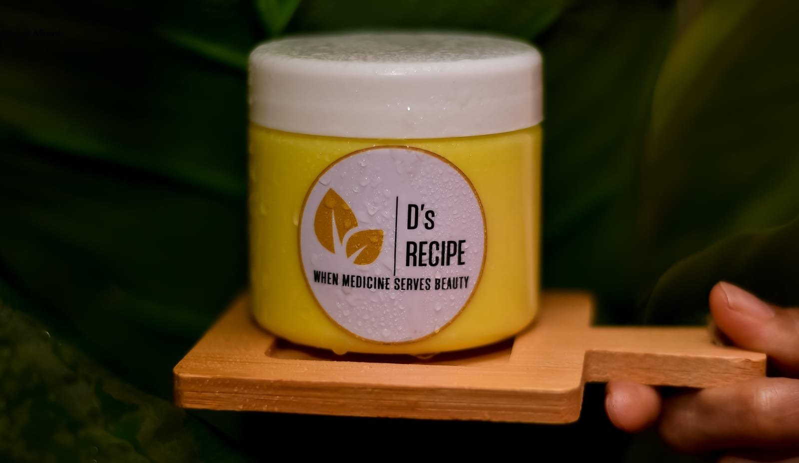 650faa84-d93c-4017-9179-0c0999c1d287 Moisturizing Body Cream 500g - الصورة 1