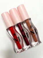 NJ Lipstick – Bold color. Creamy feel. Zero guilt. Vegan, highly pigmented, and ultra-moisturizing for kiss-ready lips. روج NJ – لون جريء. إحساس كريمي. وراحة ضمير. نباتي، غني بالألوان، ومرطّب يترك شفاهك ناعمة وجاهزة للتألق.