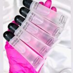 ليب قلوس شفاف