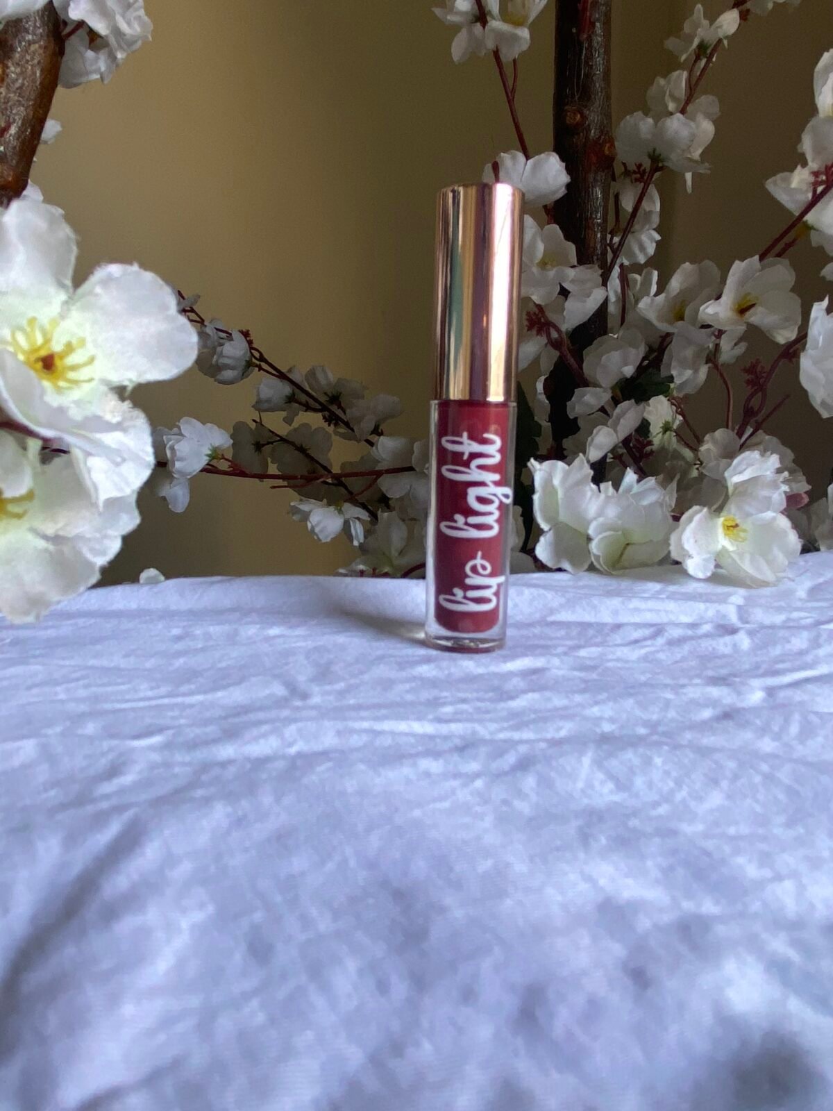 ⁦Darky pink lipgloss⁩ - الصورة ⁦1⁩