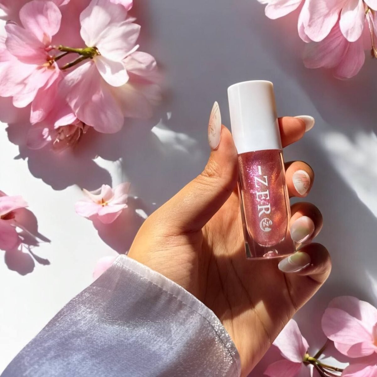 ⁦Rose Lipgloss⁩ - الصورة ⁦1⁩