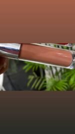 ⁦Lipgloss shade latte⁩ - الصورة ⁦2⁩