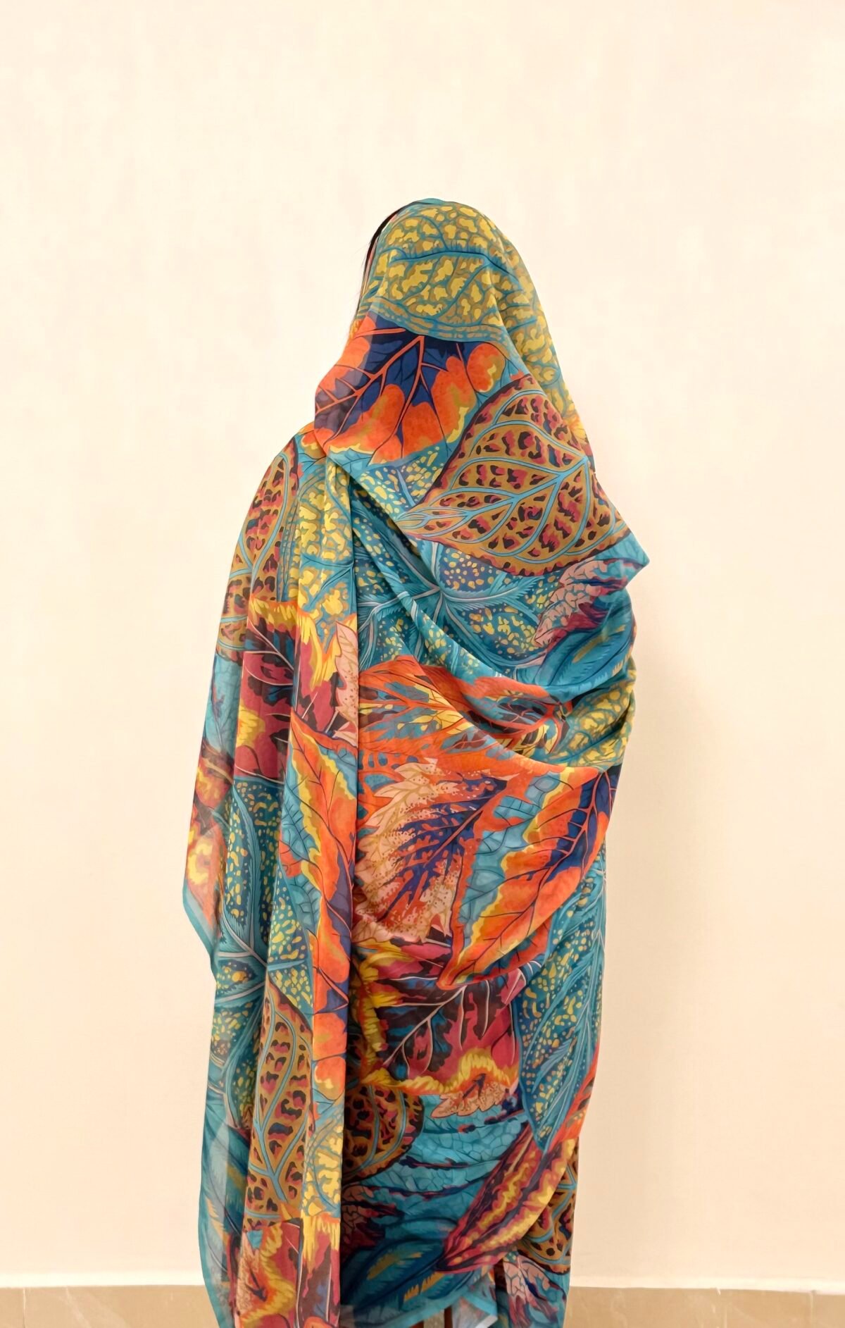 ⁦Petrol Pattern Swiss Full Width Voile⁩ - الصورة ⁦2⁩