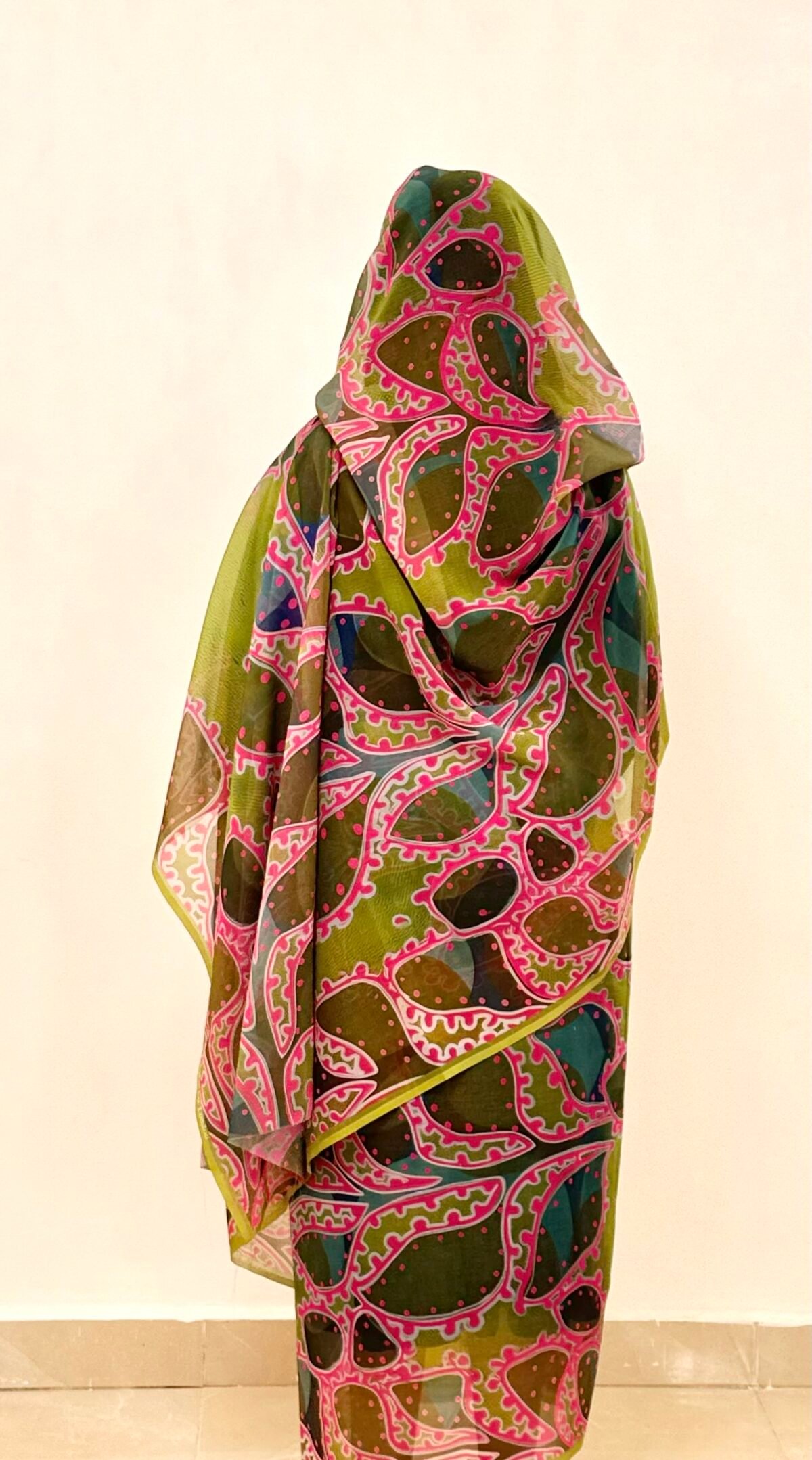 ⁦Acid Green Pattern Swiss Half Width Voile⁩ - الصورة ⁦2⁩