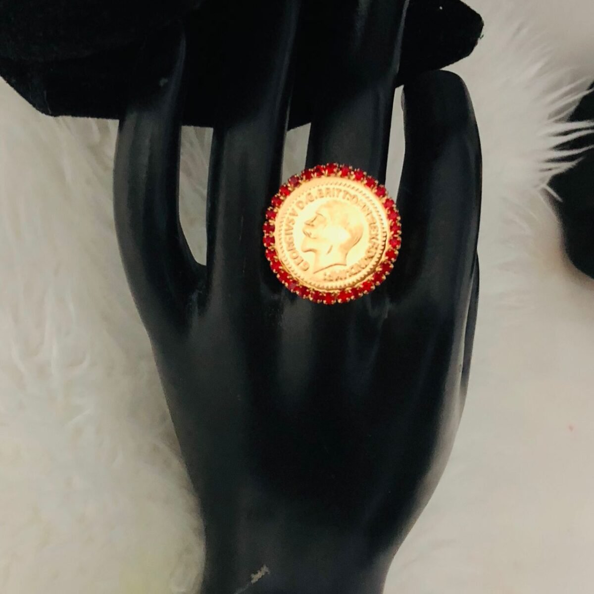 ⁦طقم الجنيه جورج⁩ - الصورة ⁦2⁩