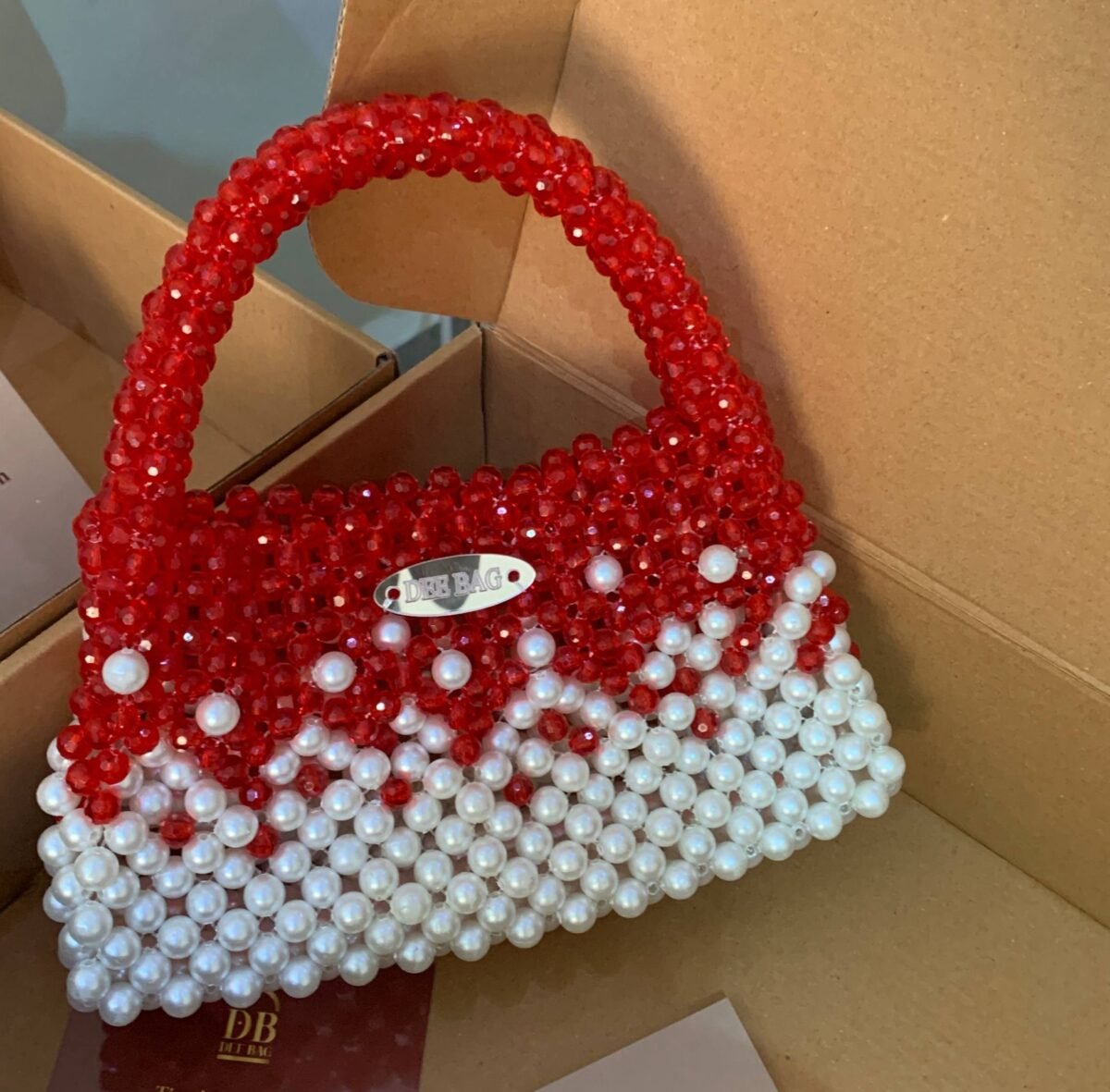 ⁦Scarlet⁩ - الصورة ⁦2⁩