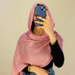 طرحة قطن تركي سادة لونها بمبي