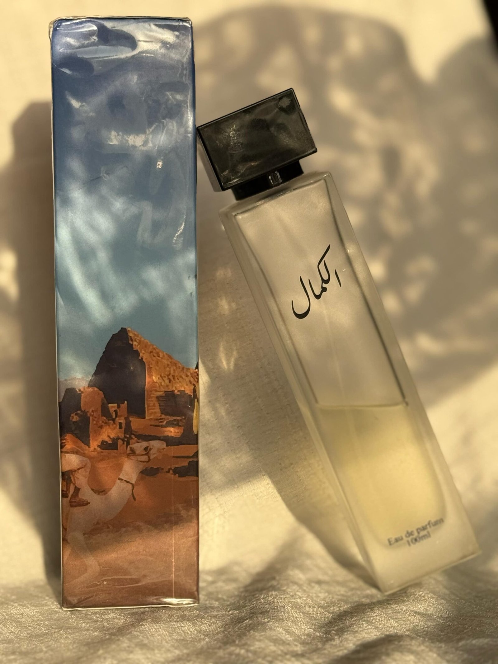 att.u3v946panjBiJC221pNE28lPmaBtJmklLrHQ2QEpE0w عطر الكمال 100 مل - الصورة 1