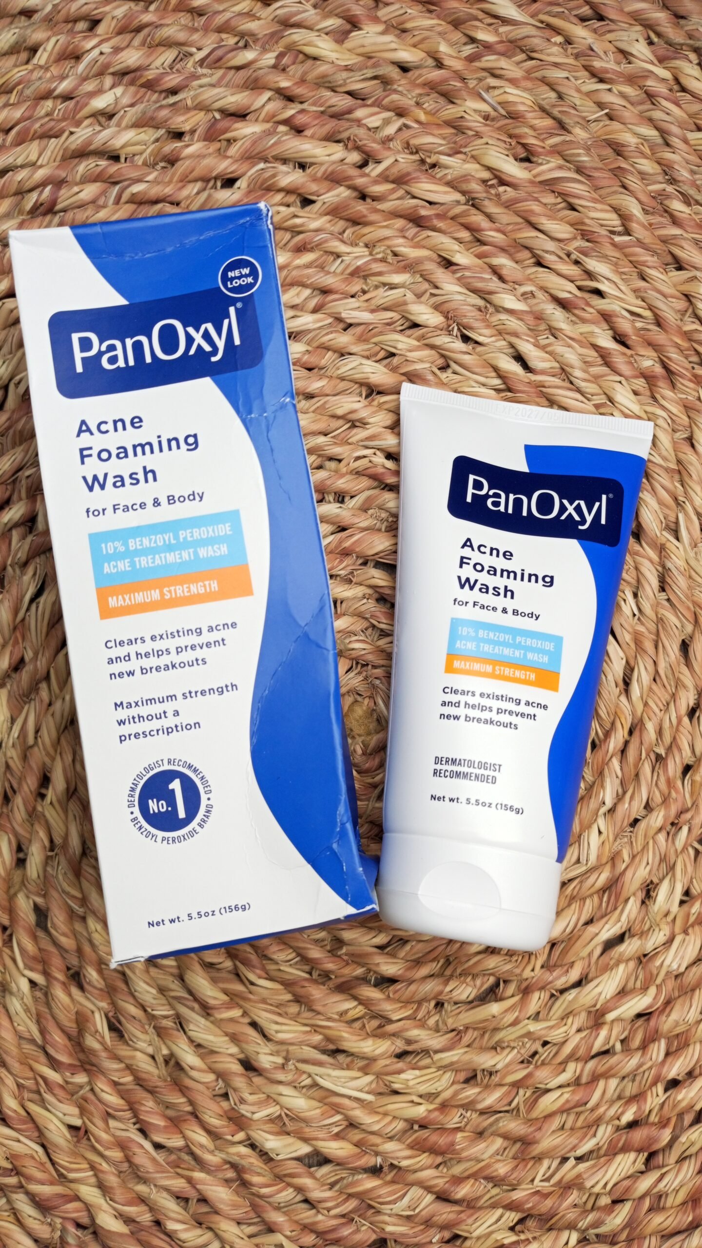 0-0x0-0-0# PanOxyl Acne Foaming Wash for Face & Body - الصورة 1