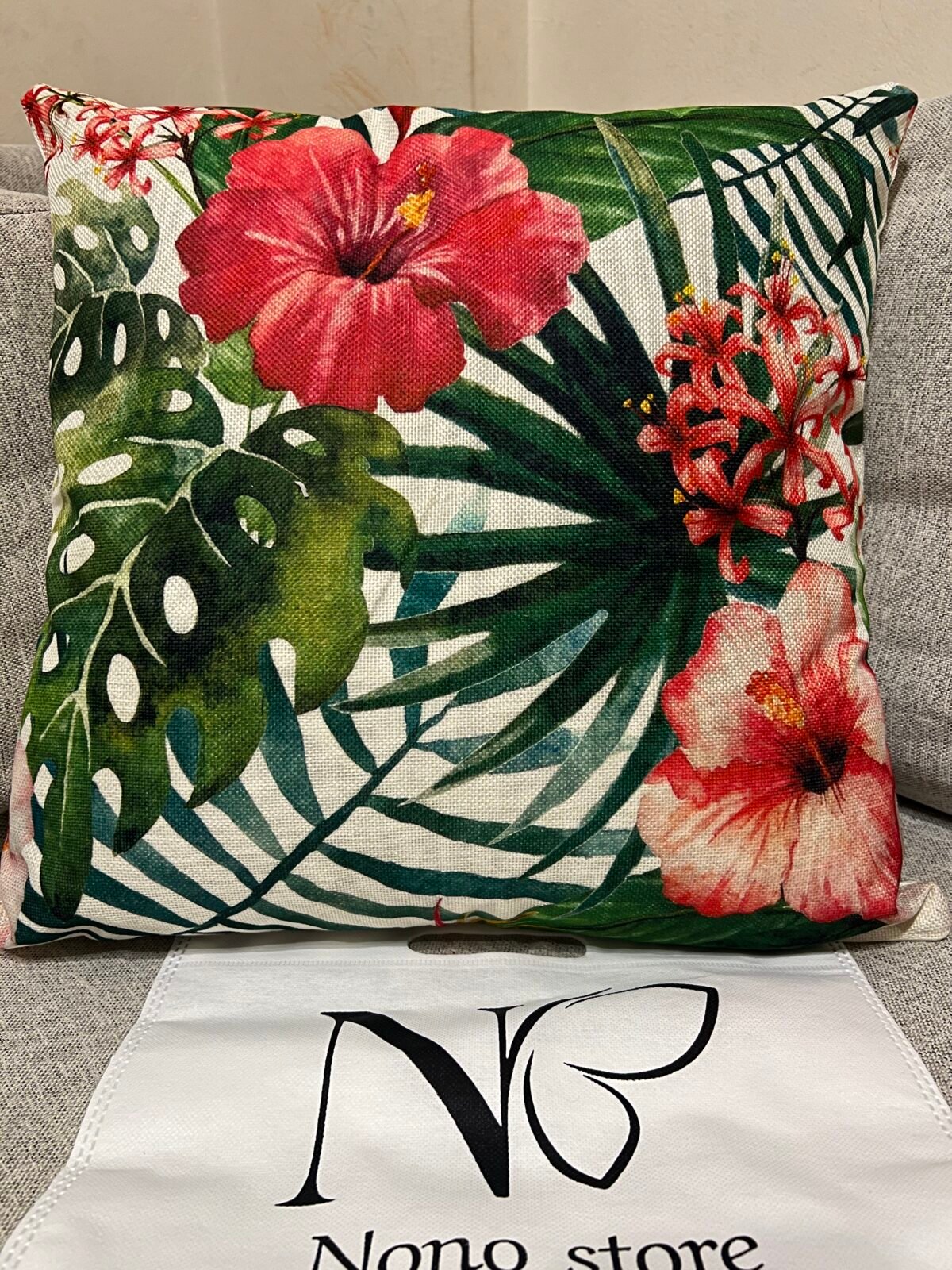 ⁦Floral cover cushions⁩ - الصورة ⁦1⁩
