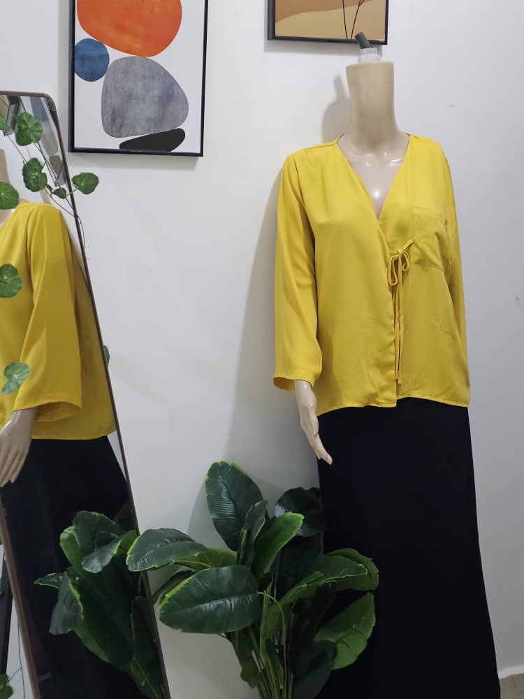 motion_photo_2255980335580488562 بلوزة - الصورة 1