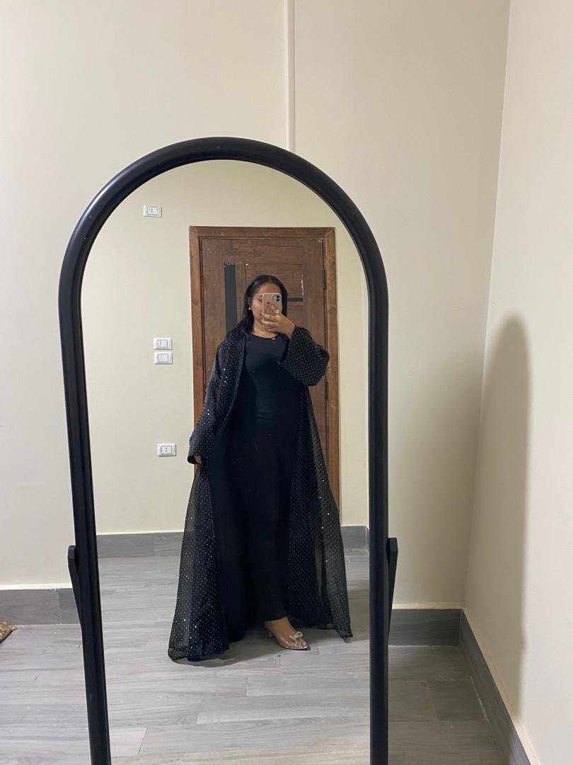 اسود فاتحه بتلمع 1 عبايات تليق بكِ - الصورة 1