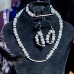 طقم لولي مع حجر القصيص