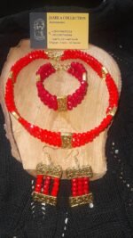 ⁦طقم مميز بالخرز الأحمر⁩ - الصورة ⁦2⁩